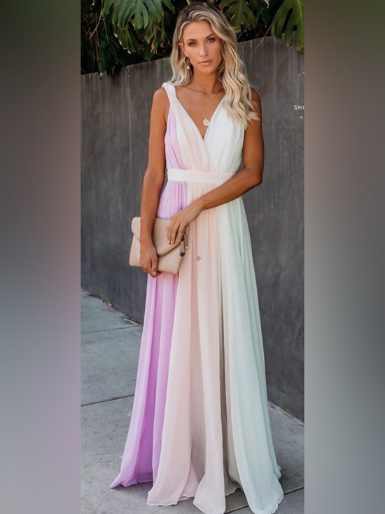 Vici Dresses & Skirts - Vici luxxel storybook colorblock maxi dress S